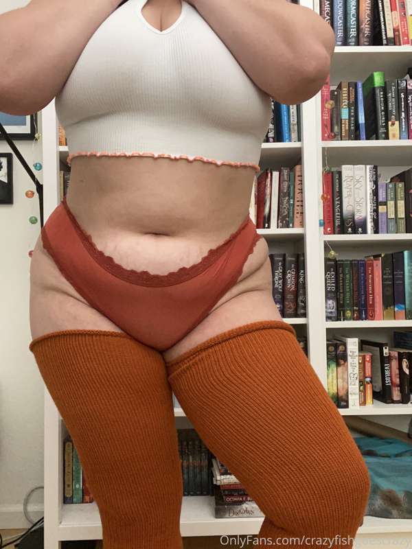 [PHOTOS] I will incorporate these socks into my shitty Velma..