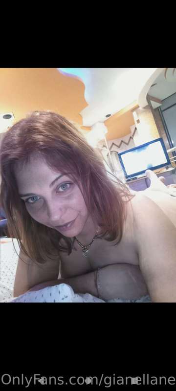 ## @bambinamia69 
🔥🌶️ Curvy, latina MILF with amazing ass an..