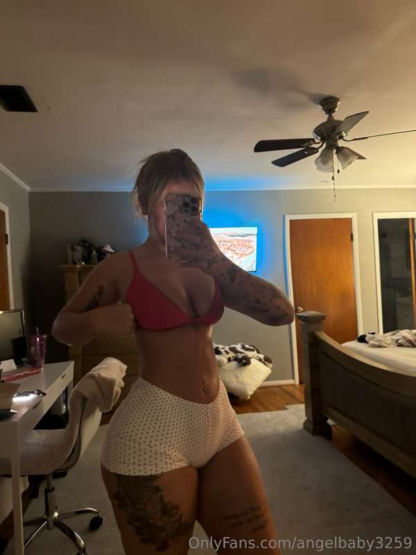 BigCakeAngel Nude Leaked OnlyFans Photo