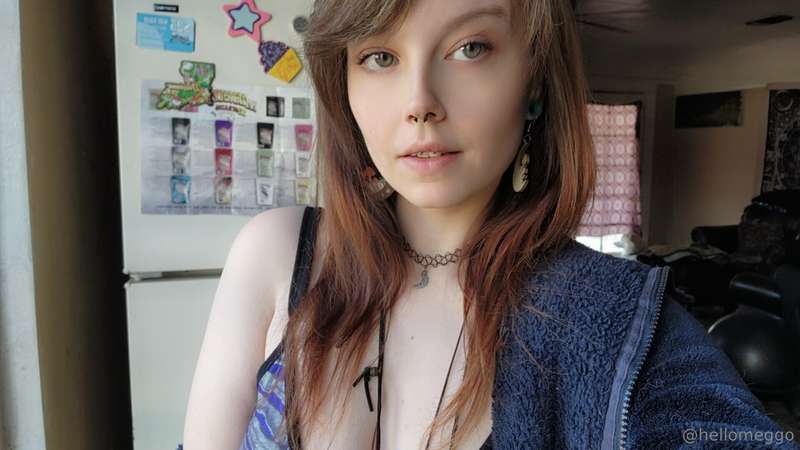 Happy Tuesday!! 🥳🥳 I know this isn't a lewd, but I wanted to..