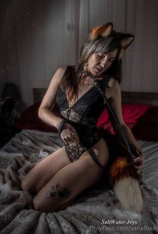 sariafoxx