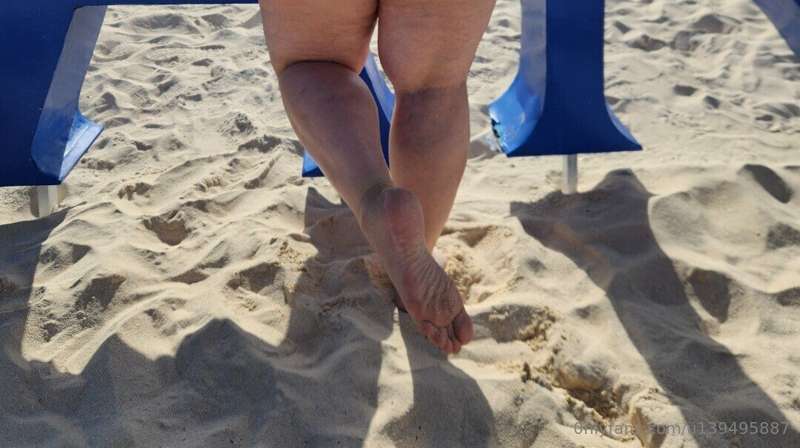foot-mistress-miss-b