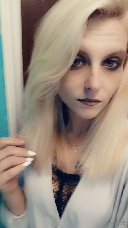 Who said serious isn't sexy? Im serious about wanting to ten..