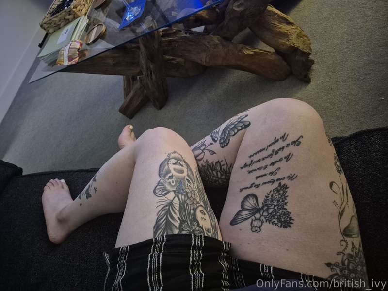 Would you kiss 💋 my tattoos? X