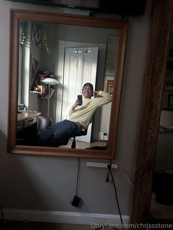 chrissstone