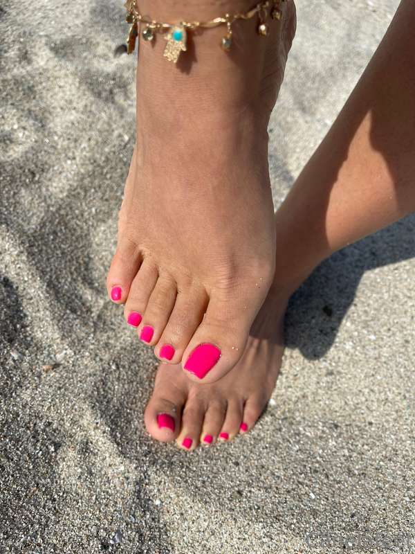 canelafeet1 image #1