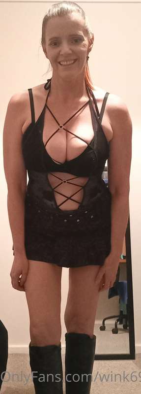 A cute outfit for me to wear to swingers group.