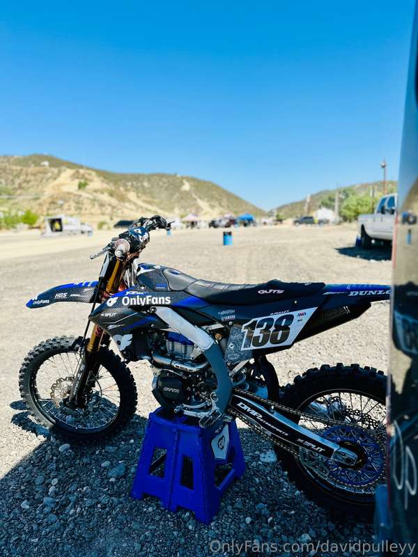 Glen Helen training on a Thursday. Maybe some Aura Farming t..