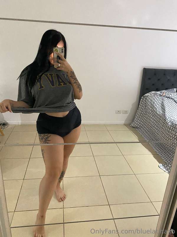 bluelatinaxo