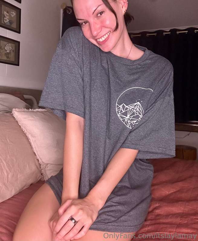 On and off - bedtime comfy shirt edition 😎