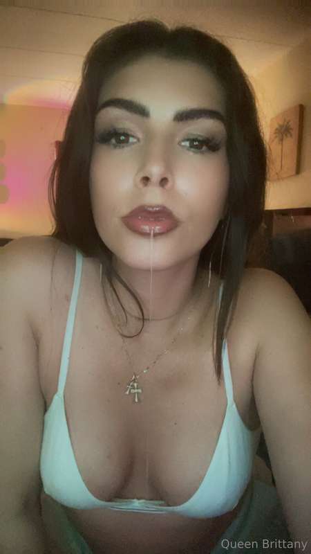 queenbee3ee