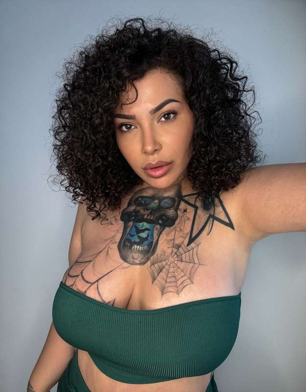 queenazita