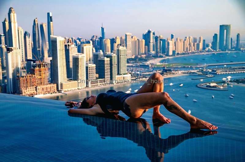 #Dubai I love 💕 look my body 