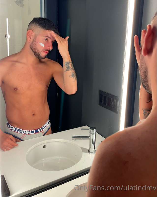 Never forget the Sunscreen before you go out 😎🔥