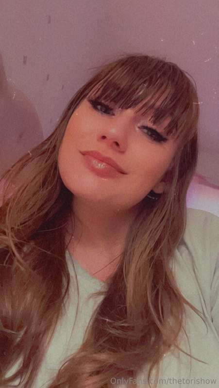 Bangs or no bangs?! I need some opinions lol