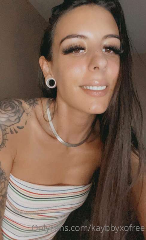 petitekrissybbyfree