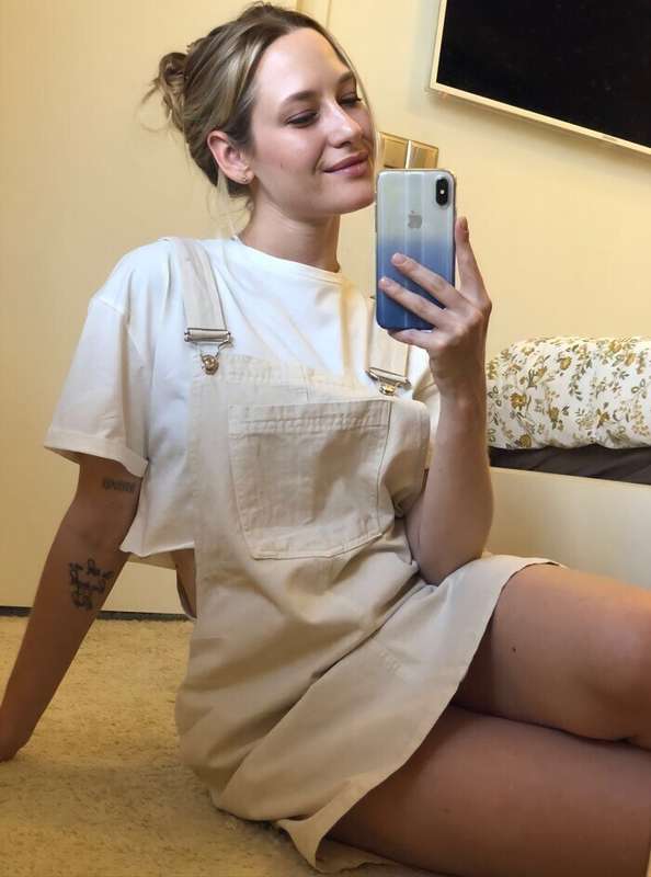 FREE SUB 🤪🔞 Believe me, she @dinawzb has something to hold o..