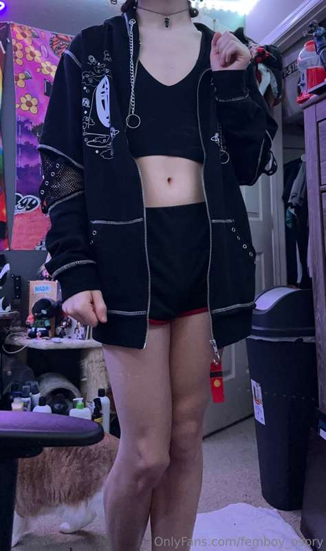 :3 boy tummy~