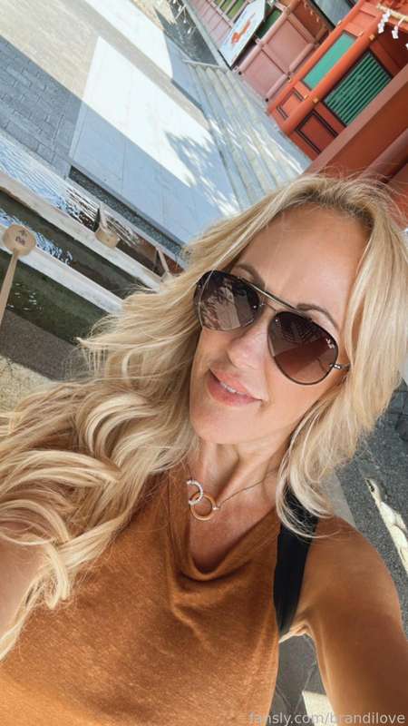 Foto 72 de Brandi Love en Tocromo