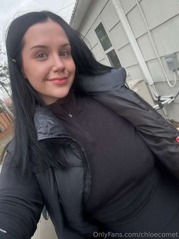 chloecomet