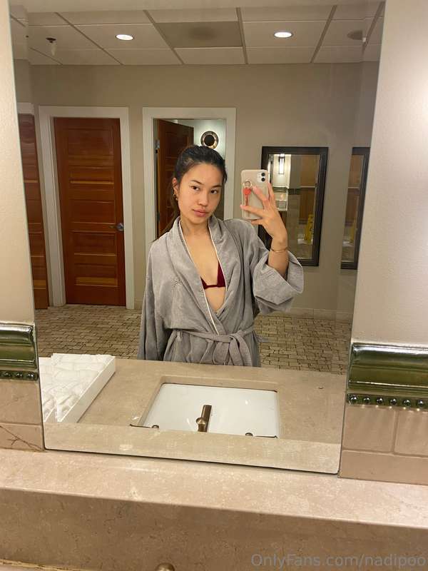 nothing feels better than the spa after a long day 🧖🏻‍♀️ ✨