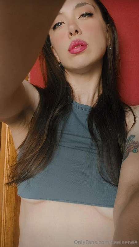 👄