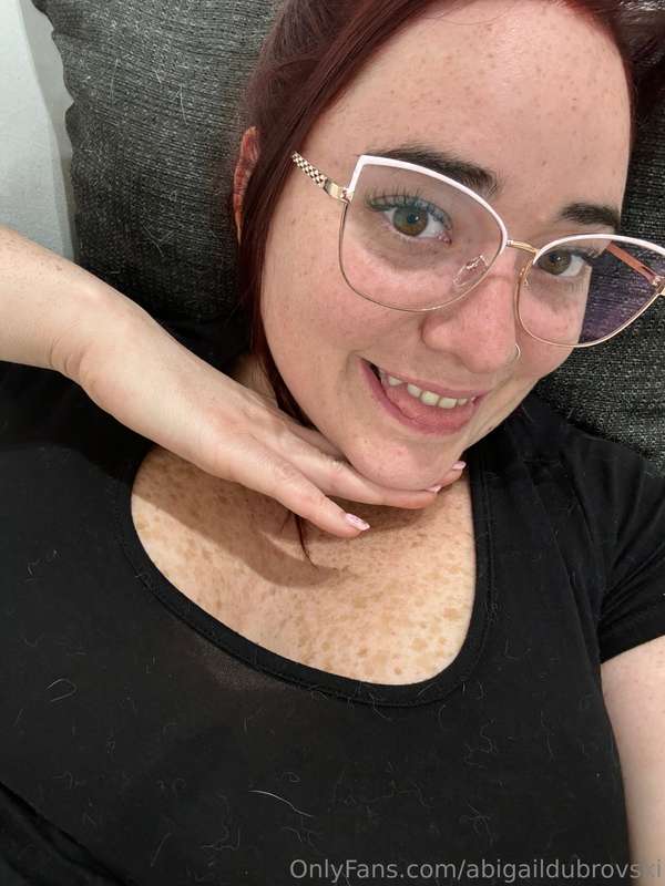 abigaildubrovski image #0