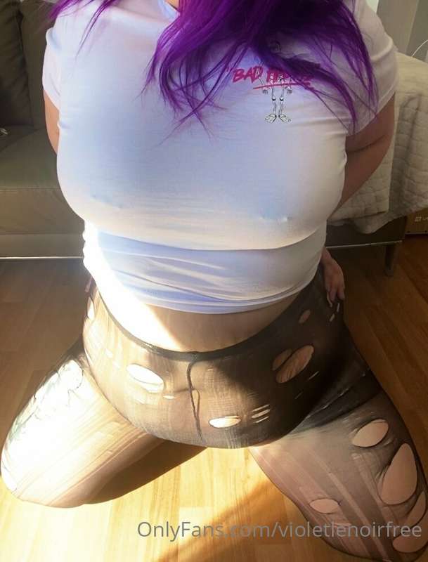 violetlenoirfree image #2