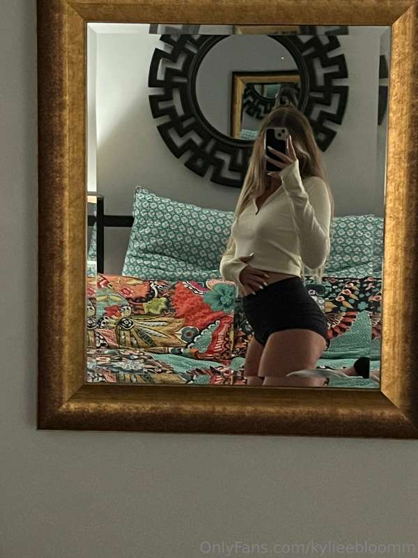 The bed is right there, what are you waiting for? 😋