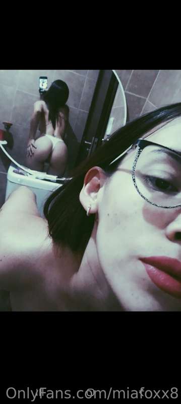 miafoxx8