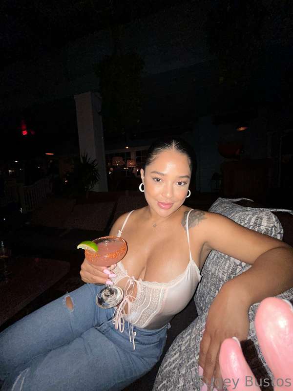 no touching—just looking 👀