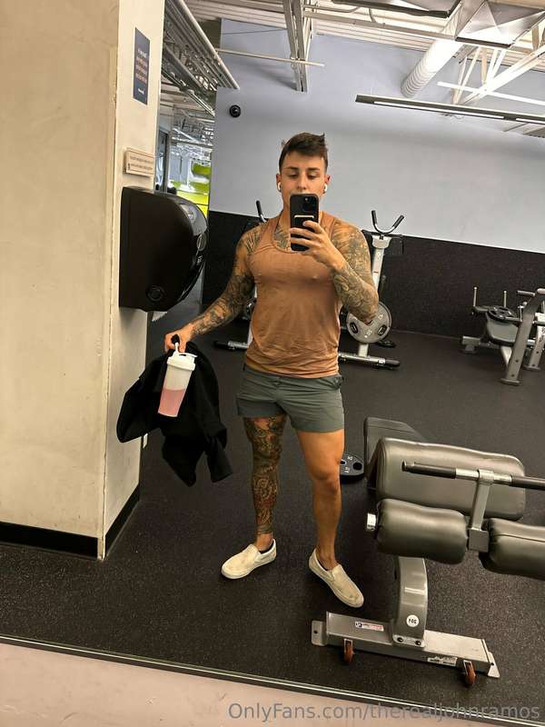I want Freddy and I so jacked we can bench press each other