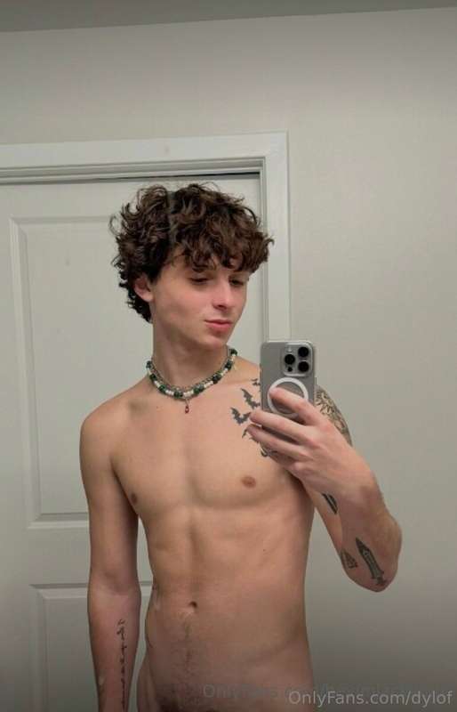 My boy 🥵🥵🥵 Jack @heyimjack has so many hot videos for sale o..