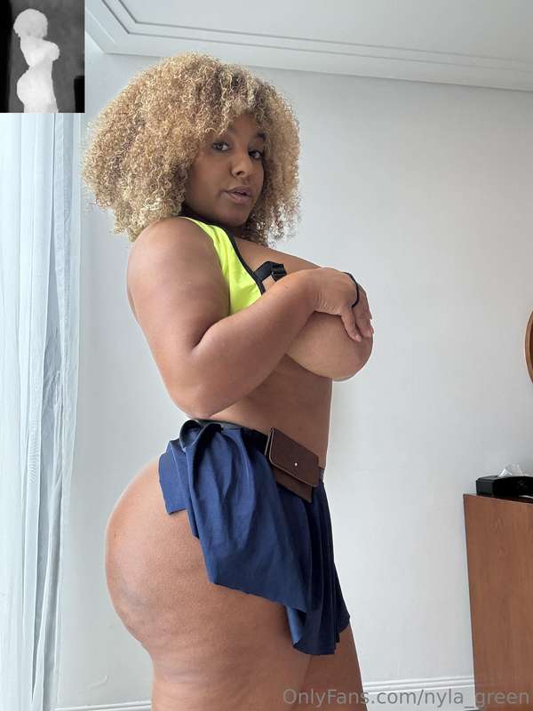 nyla_green