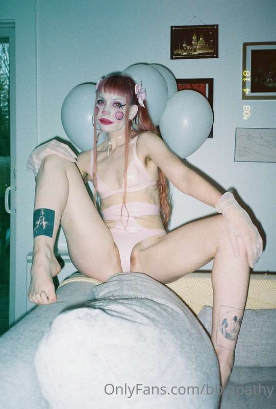 bb.apathy image #2