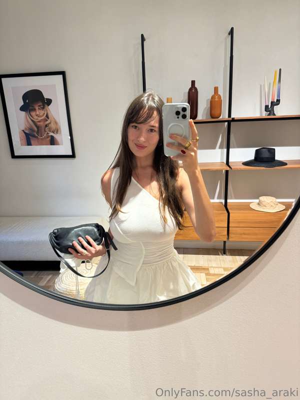 Caught my reflection in the mirror and decided: today I defi..