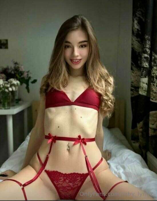 NAUGHTY VIRGIN @victoria_skinny STARTED HER SECRET PAGE😏😍🤫 
..