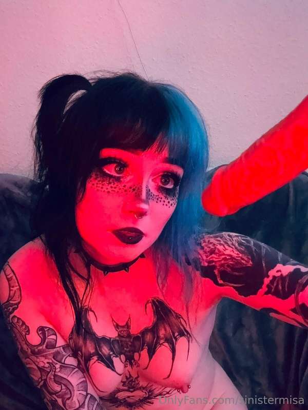 sinistermisa photo