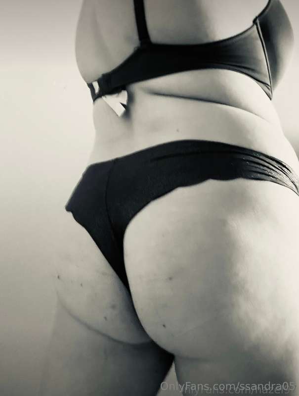 ⚠️⚠️⚠️attention ⚠️⚠️⚠️
Check out my horny friend @hazel97
😈h..