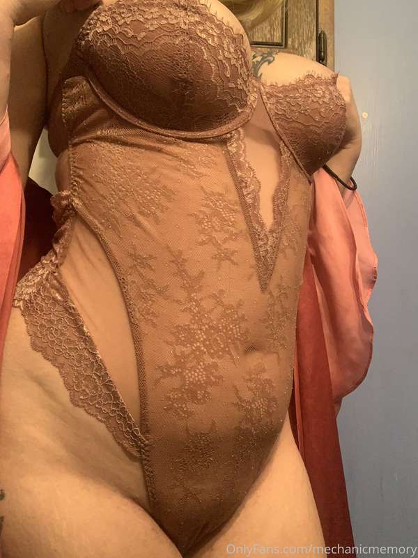 I figured out how to put my nudes on car air fresheners, who..