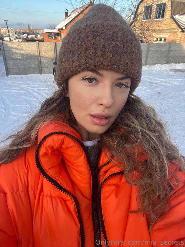 mia_secrets