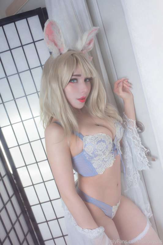 itsroxycos image #0