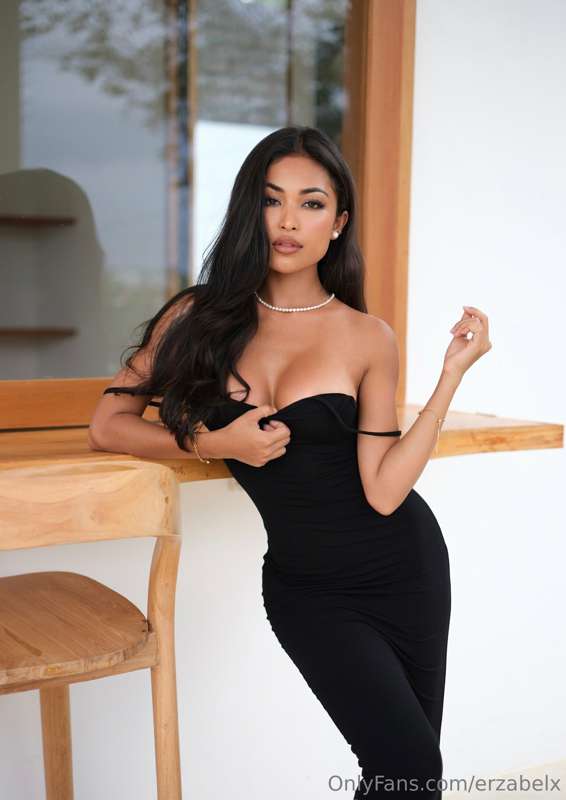 could i lure you into having me tonight? 😏🖤