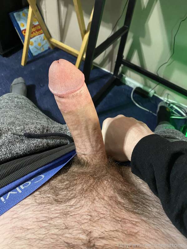 mrbuttoncb image #0