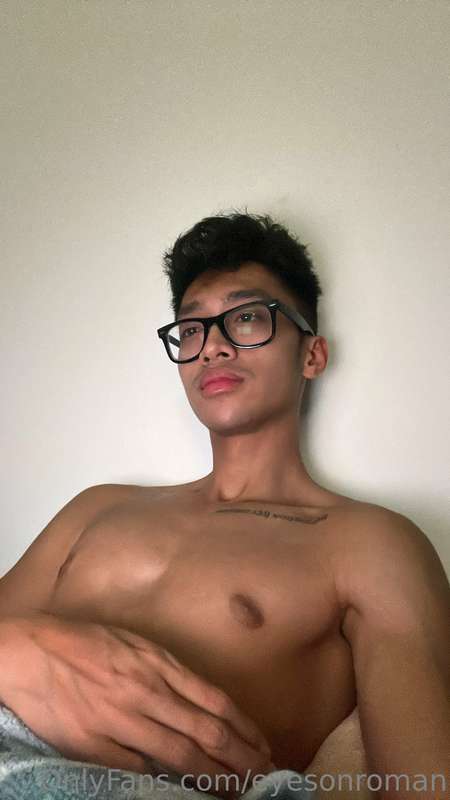 eyesonroman