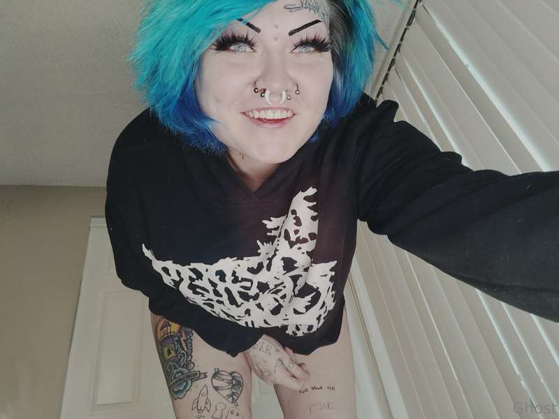 urghostgurl666 image #0