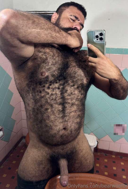 Come suck my dick and smell my hairy body🔥