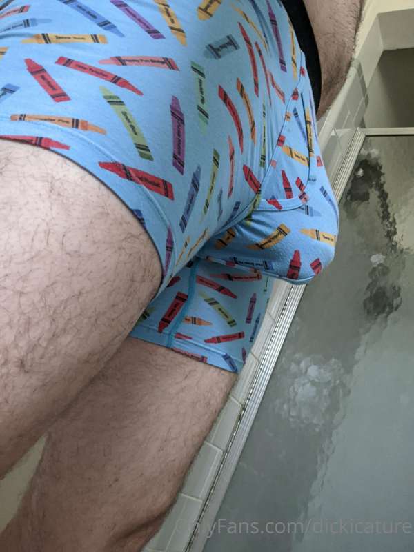 More of today's crayon boxers to give you a variety of view ..