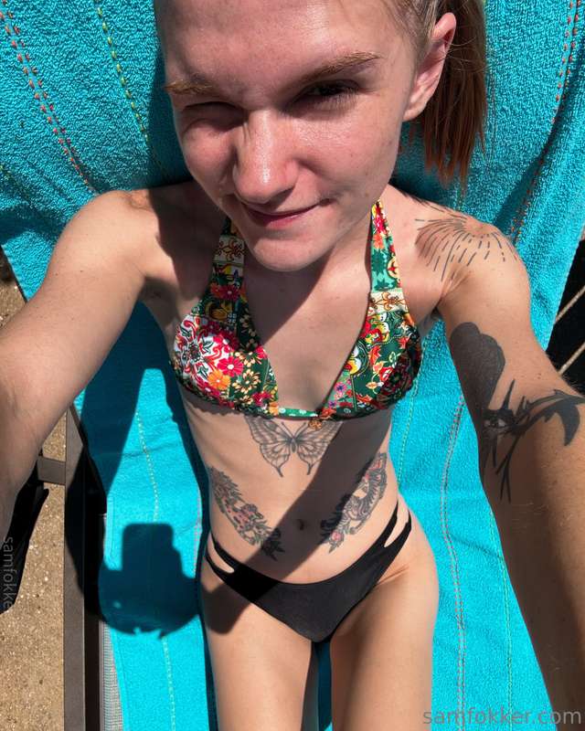 If you saw me at the pool would you wanna go home with meee?..