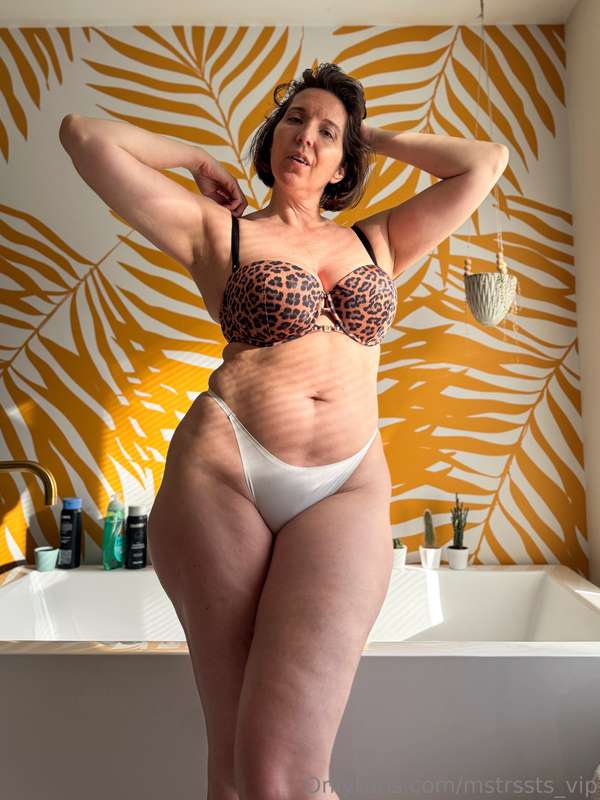 New favorite bra 🐆🐆